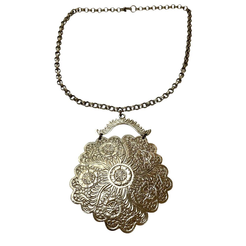 Arthur Pepper Necklace Vintage Signed ART Silver Chain Embossed Floral Pendant